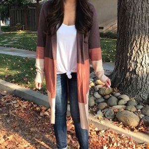 Color block cardi